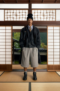 Gyokudō Ash Grey Bermuda Pleated Shorts